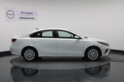 2022 Kia Forte 2.0 L At
