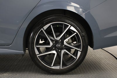 2024 Nissan Sentra 2.0 SR Bi-Tono At