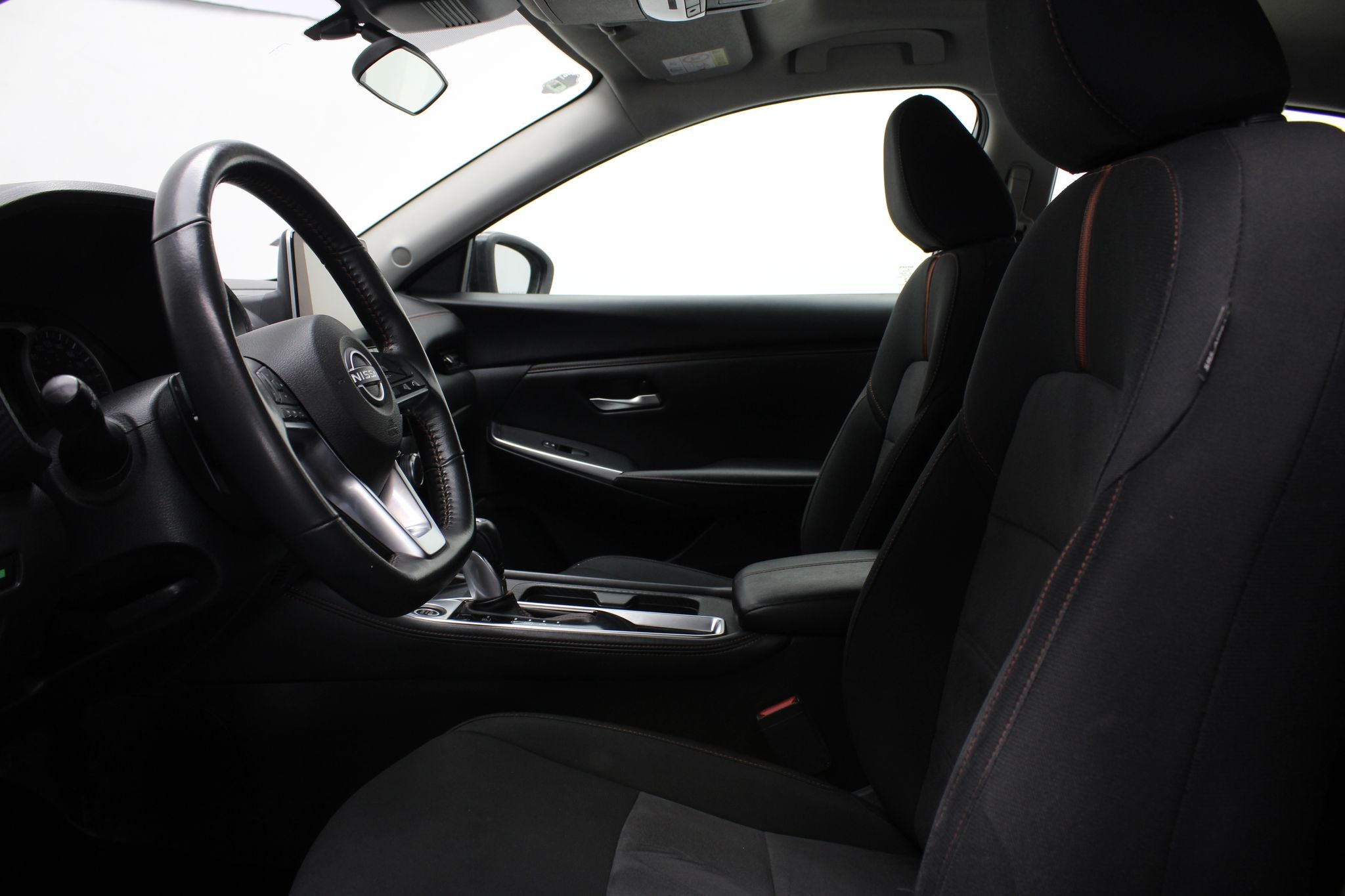 2024 Nissan Sentra 2.0 SR Bi-Tono At