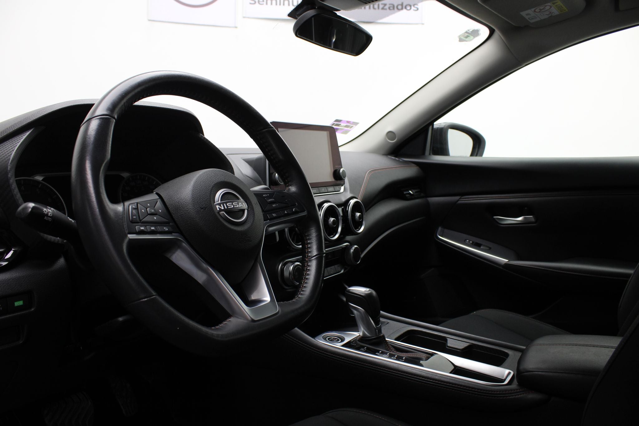 2024 Nissan Sentra 2.0 SR Bi-Tono At
