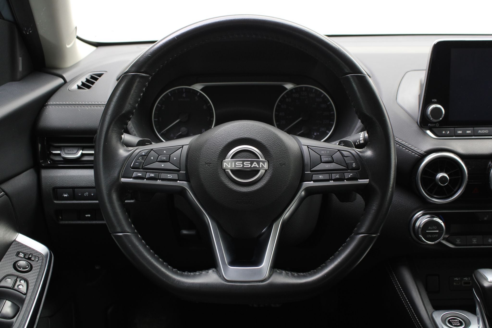2024 Nissan Sentra 2.0 SR Platinum At