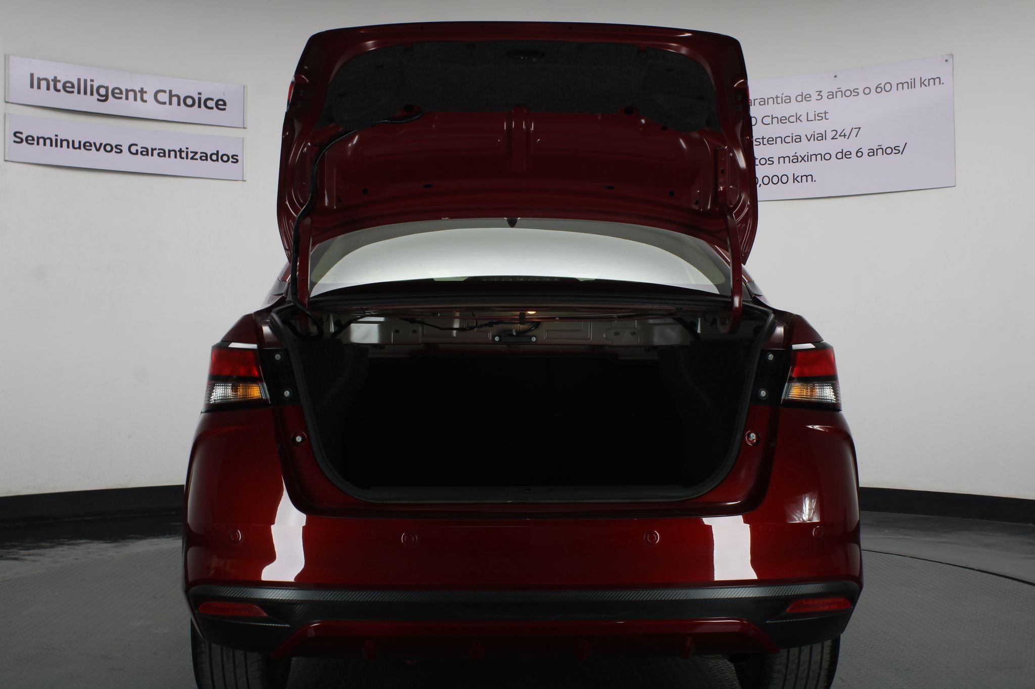 2024 Nissan Versa 1.6 SR At