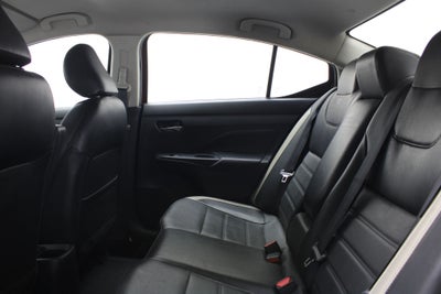 2022 Nissan Versa 1.6 Platinum Piel At