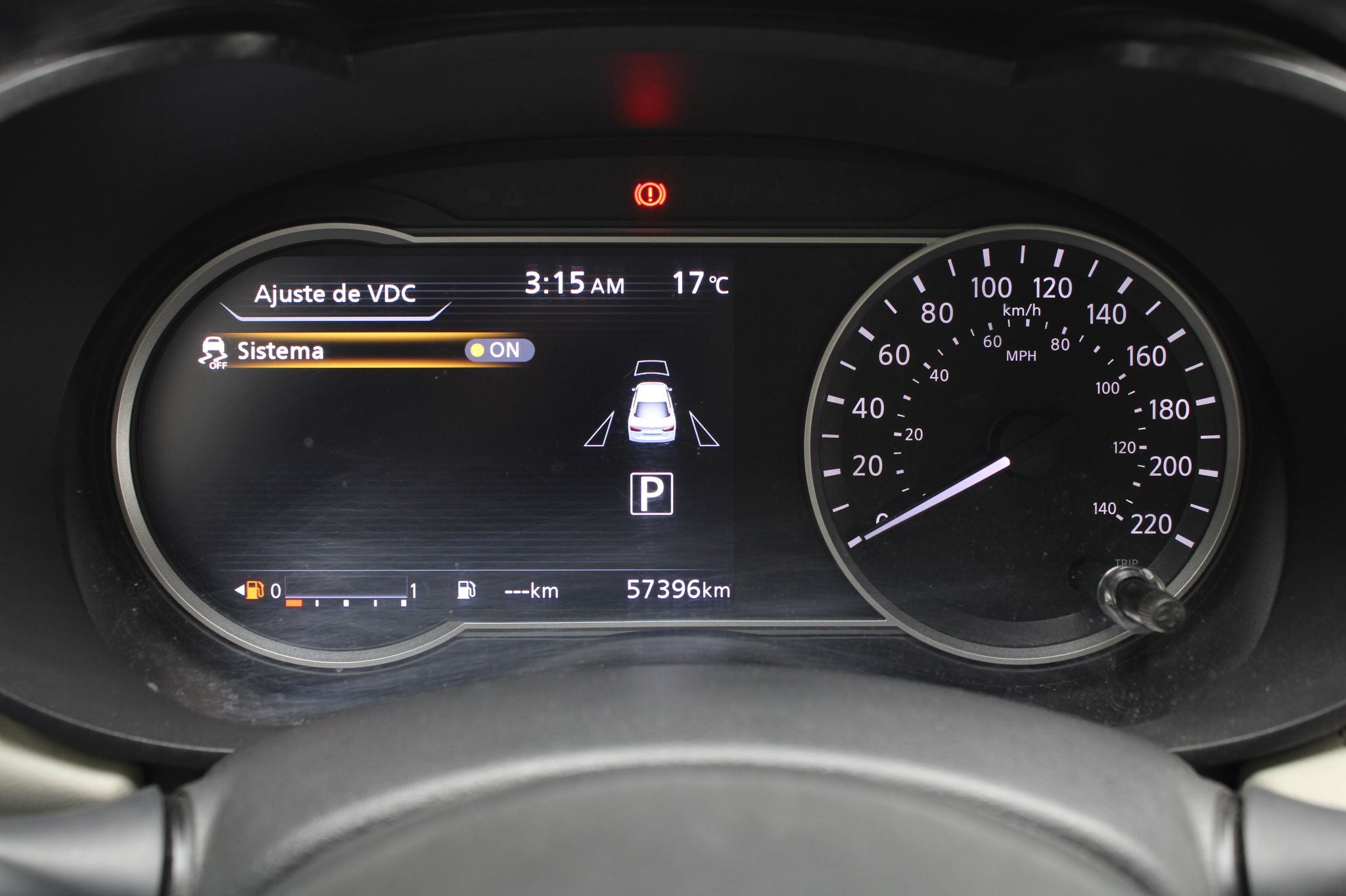 2022 Nissan Versa 1.6 Platinum Piel At