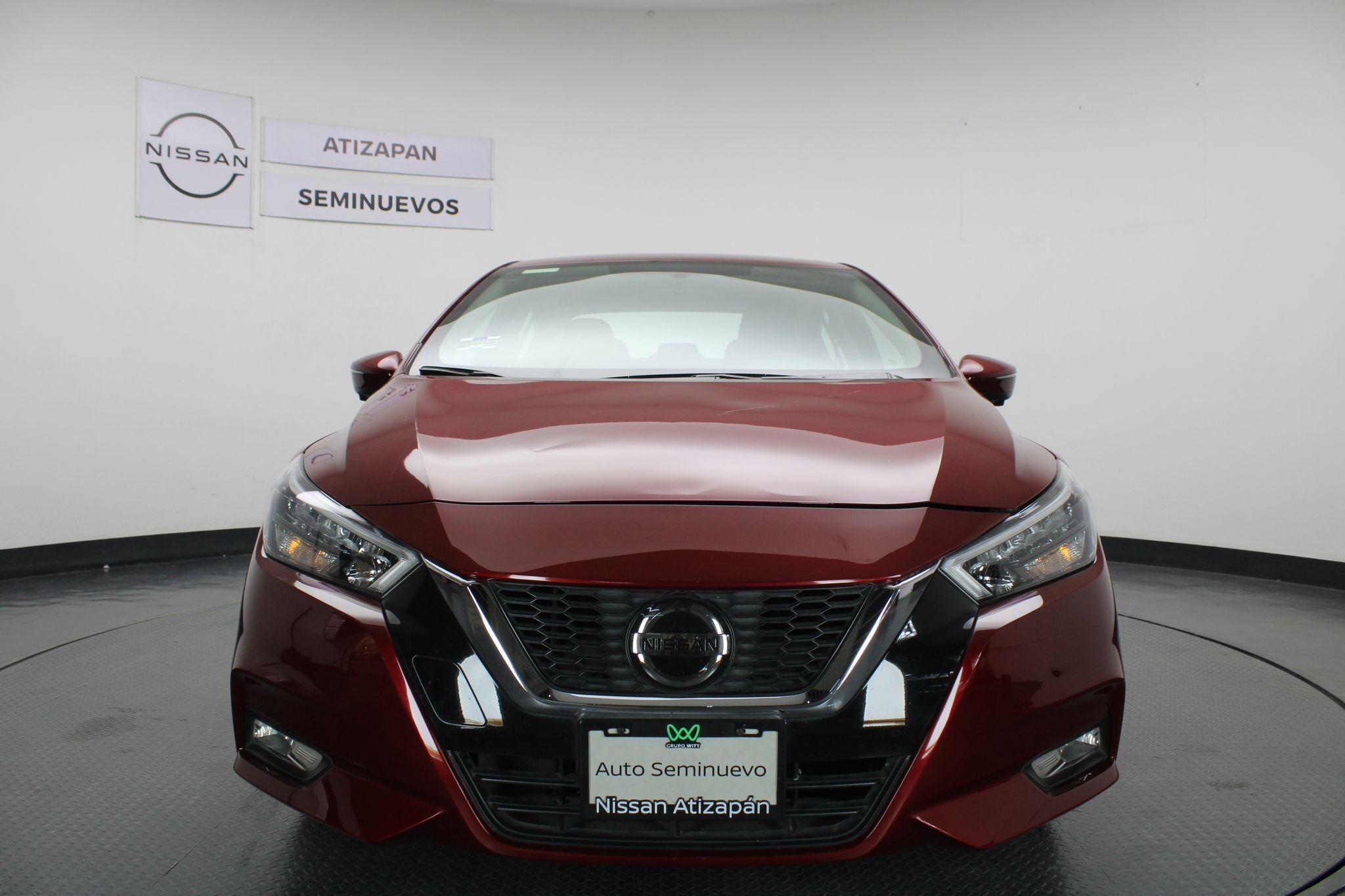 2022 Nissan Versa 1.6 Platinum Piel At