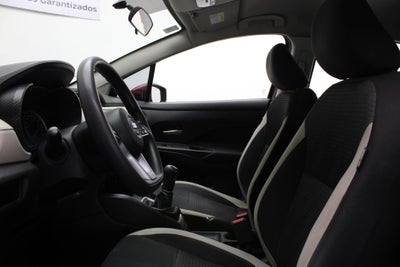 2021 Nissan Versa 1.6 Advance Mt