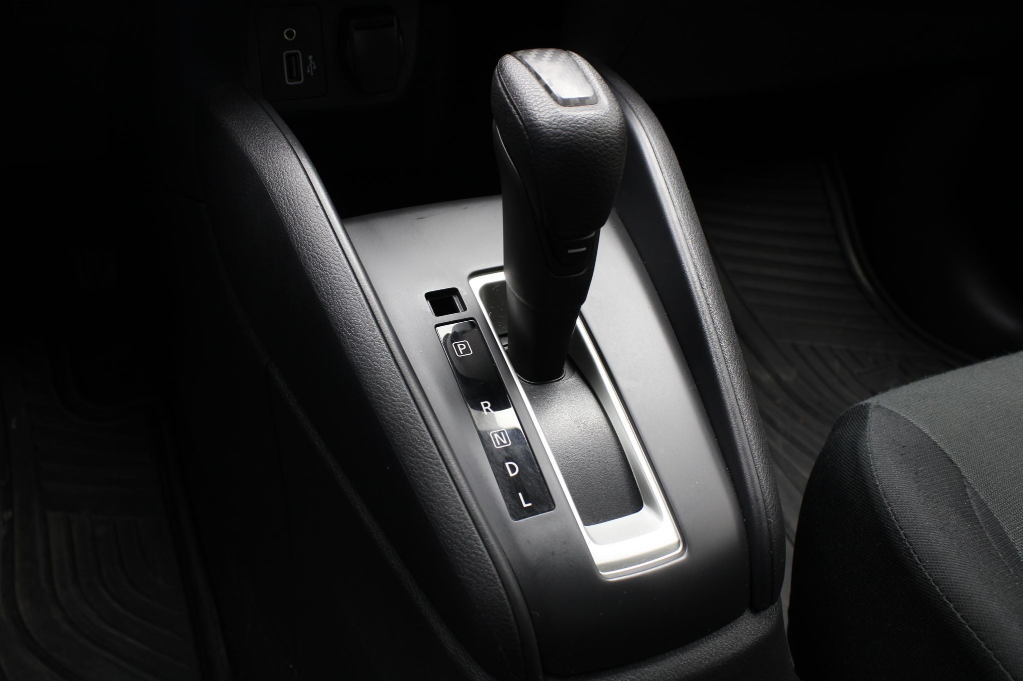 2024 Nissan Versa 1.6 Sense At