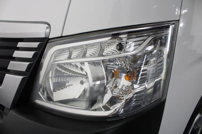 2024 Nissan Urvan 2.5 Panel Amplia AA Mt