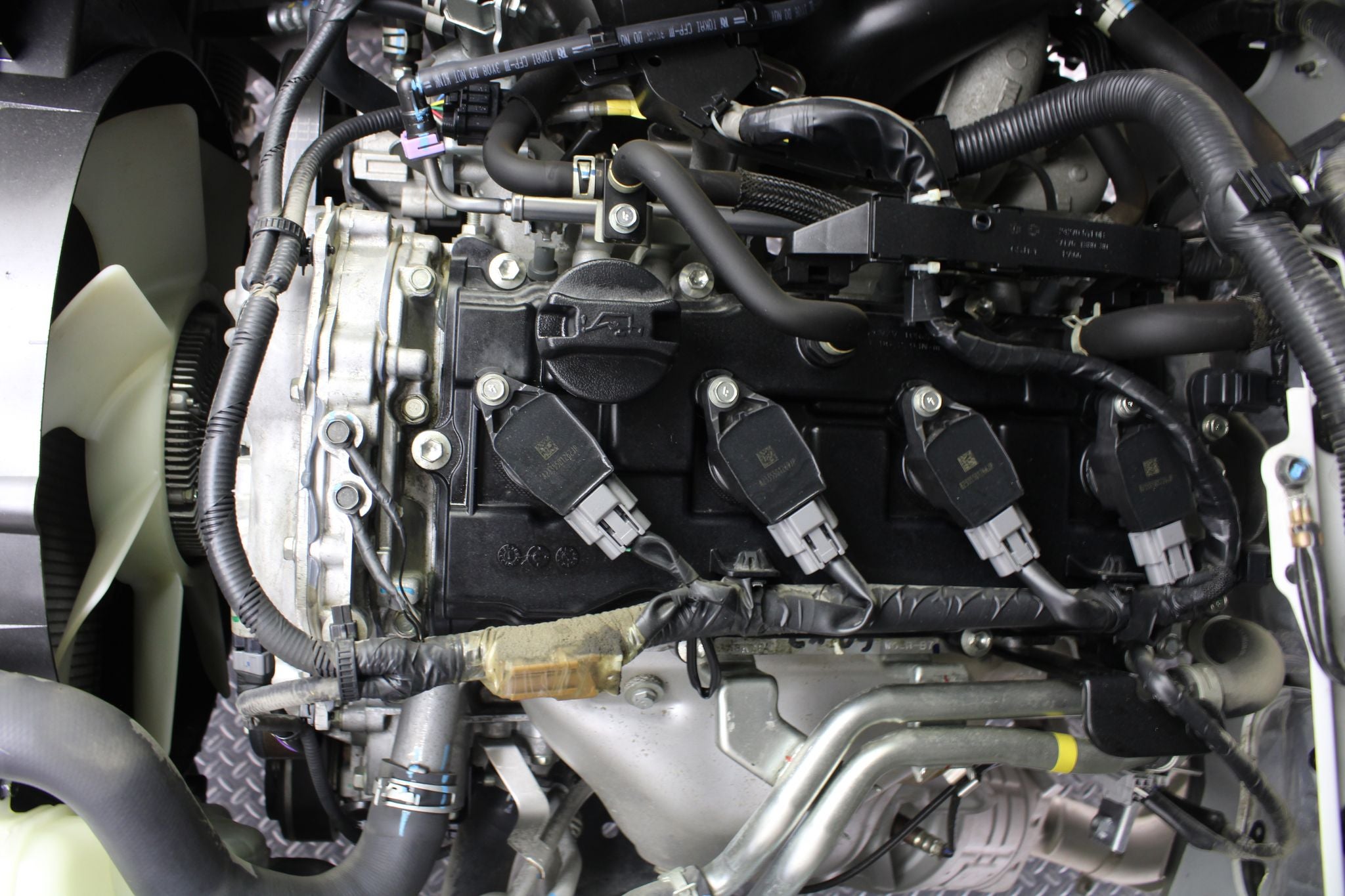 2024 Nissan Urvan 2.5 Panel Amplia AA Mt