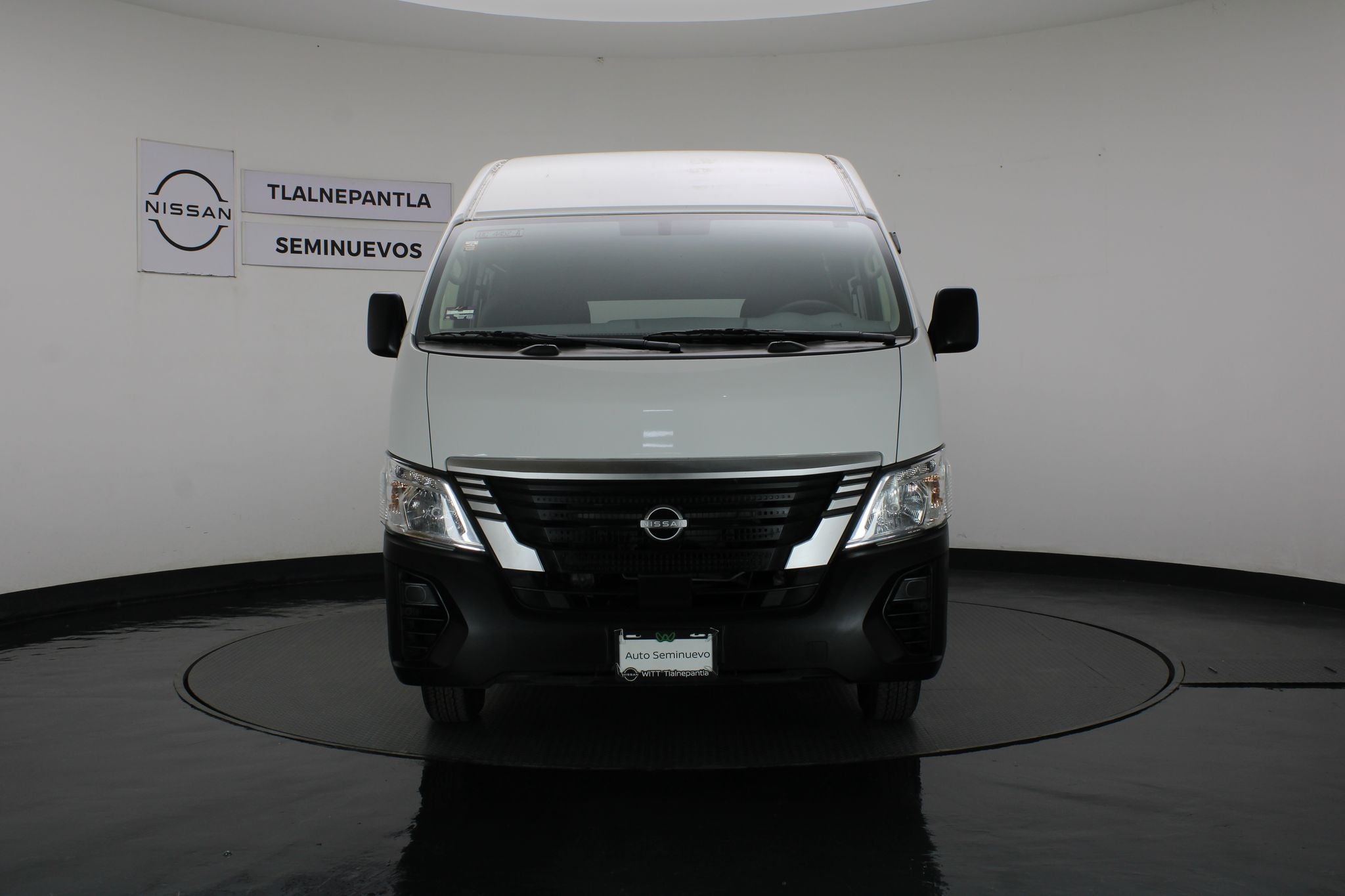 2024 Nissan Urvan 2.5 Panel Amplia AA Mt