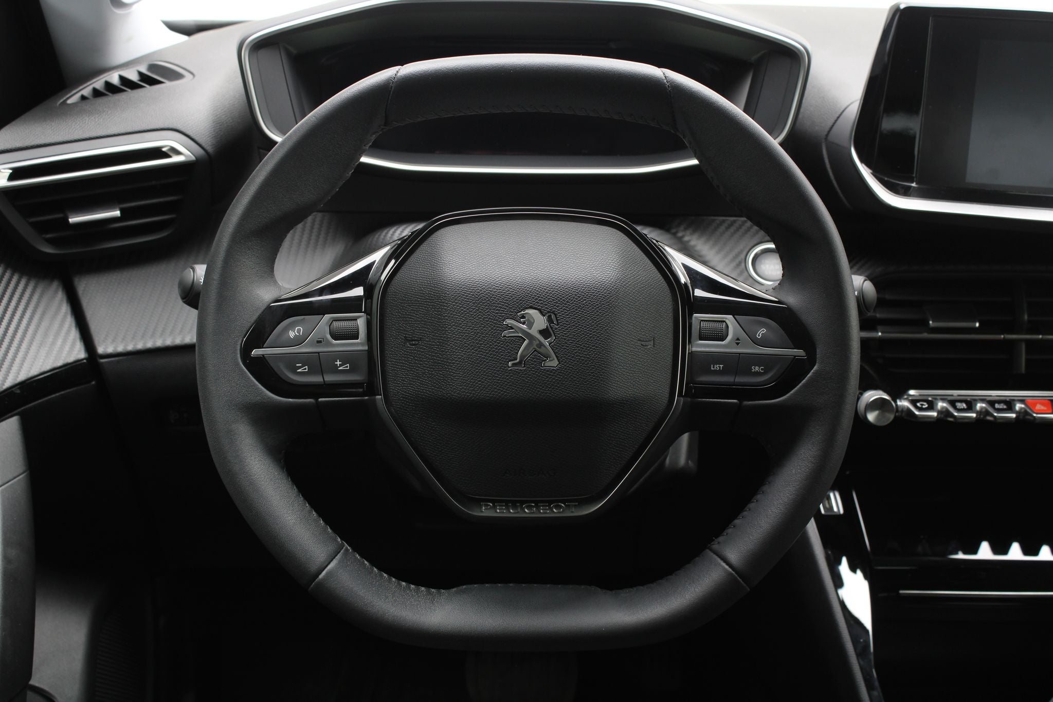 2023 Peugeot 2008 1.2 Allure Pack At