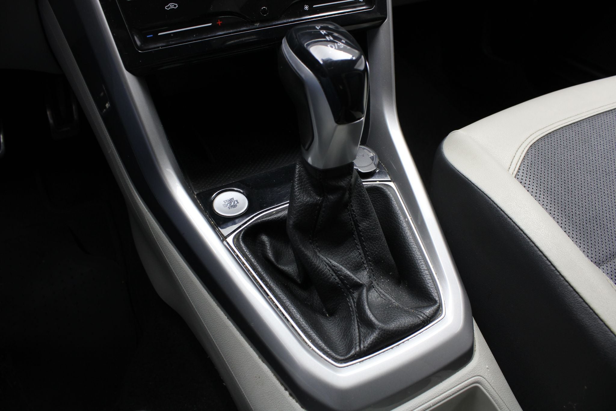 2023 Volkswagen Taigun 1.0 Highline At